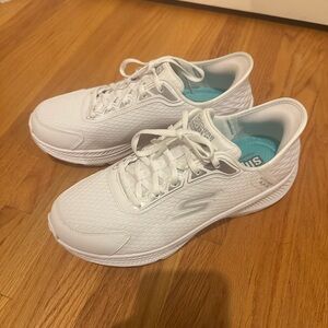 Sketchers Slip-Ins white tennis shoes sneakers